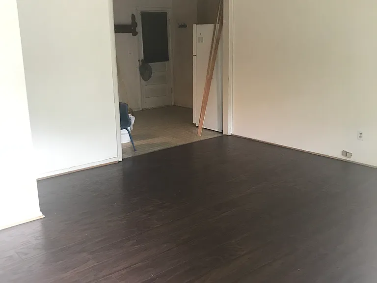 202 McFarland St — Photo 6