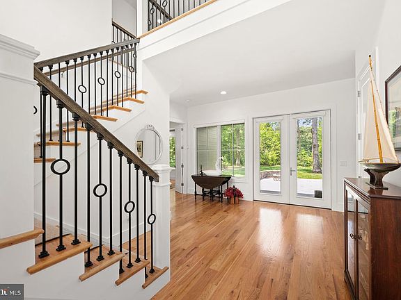 4th image of 22720 Persimmon Ln
