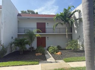 1723 Embassy Dr APT 202, West Palm Beach, FL 33401