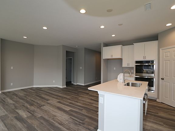 3rd image of 11499 Flynn Pl
