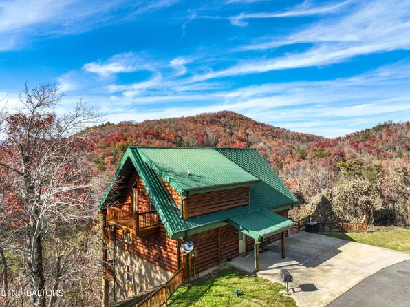 4430 New Pioneer Trl, Pigeon Forge, TN 37863