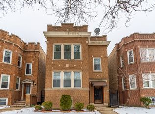 4021 W Barry Ave, Chicago, IL 60641
