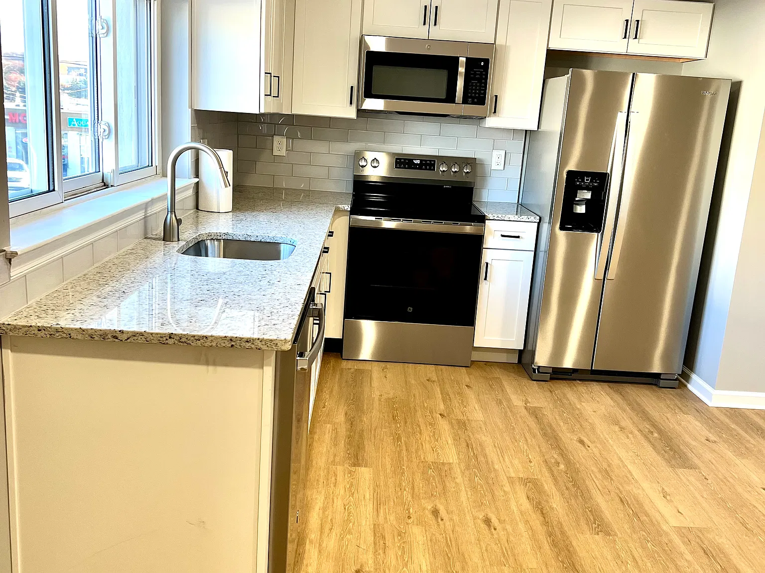 1 bed, $1,375 — Photo 4