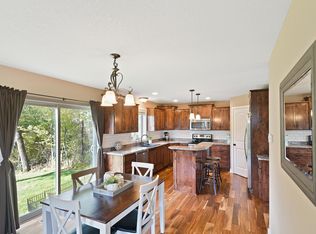 29040 Scenic Dr, Chisago City, MN 55013
