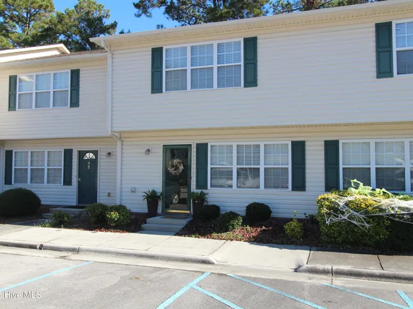 44 Pirates Cove Drive, Swansboro, NC 28584
