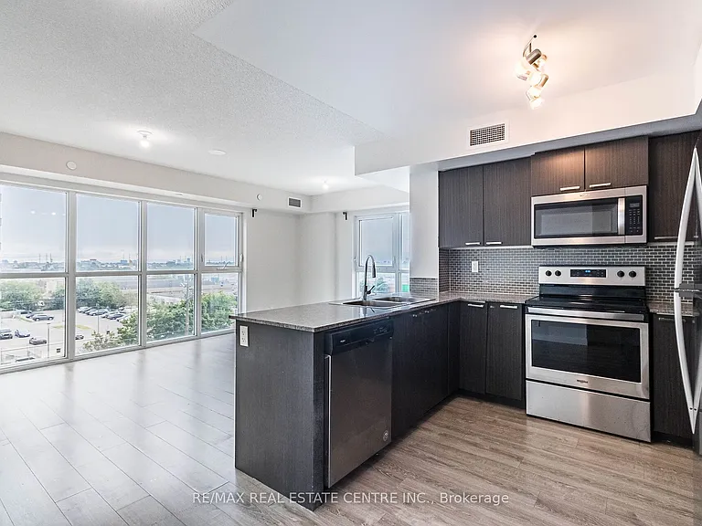 2152 Lawrence Ave E #608 — Photo 12