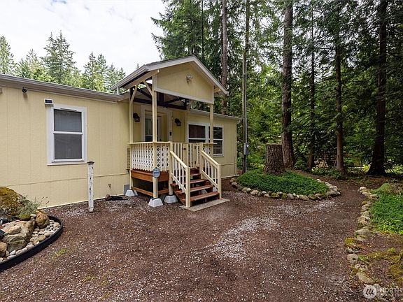 2nd image of 1461 King Valley Drive