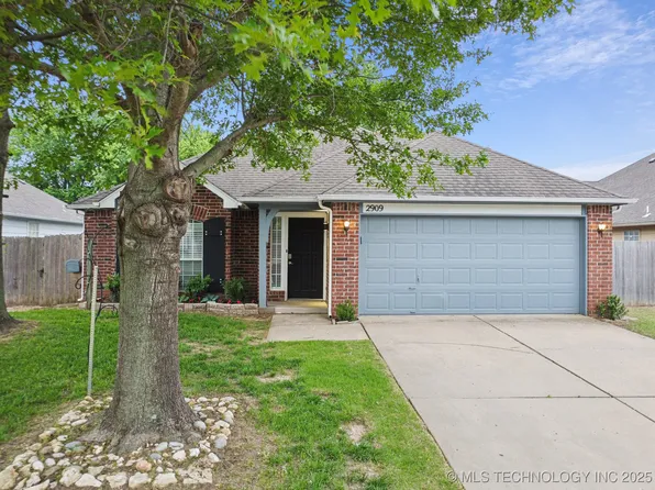 2909 W Norman St, Broken Arrow, OK 74012