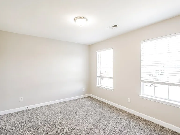 1245 Canyon Ridge Ct — Photo 13