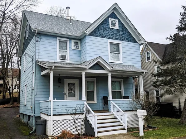 39 Pleasant Avenue, Walden, NY 12586