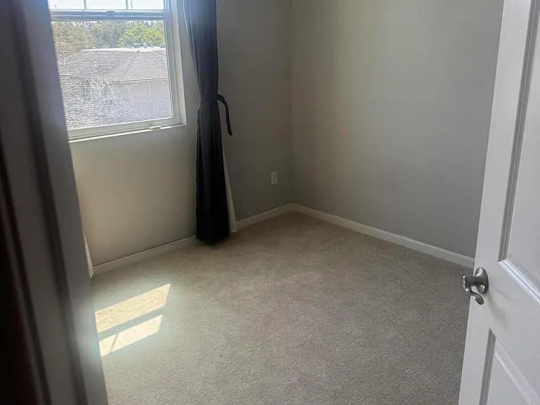 3644 Islander Walk — Photo 8