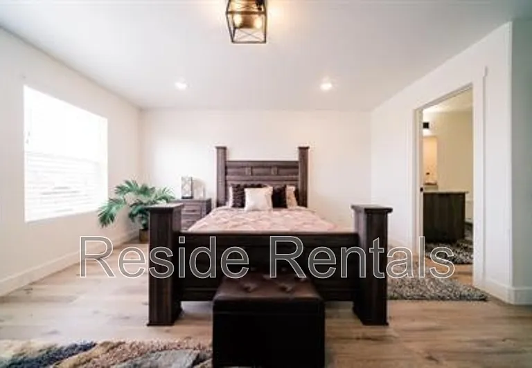 254 N Spring Creek Pkwy #4 — Photo 11