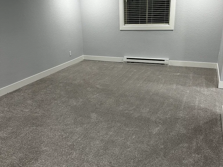 1055 Modred St — Photo 14