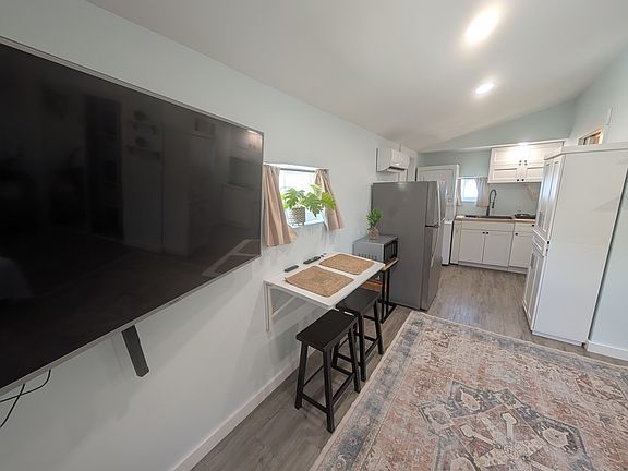 3rd image of 4742 21st Ave N #B
