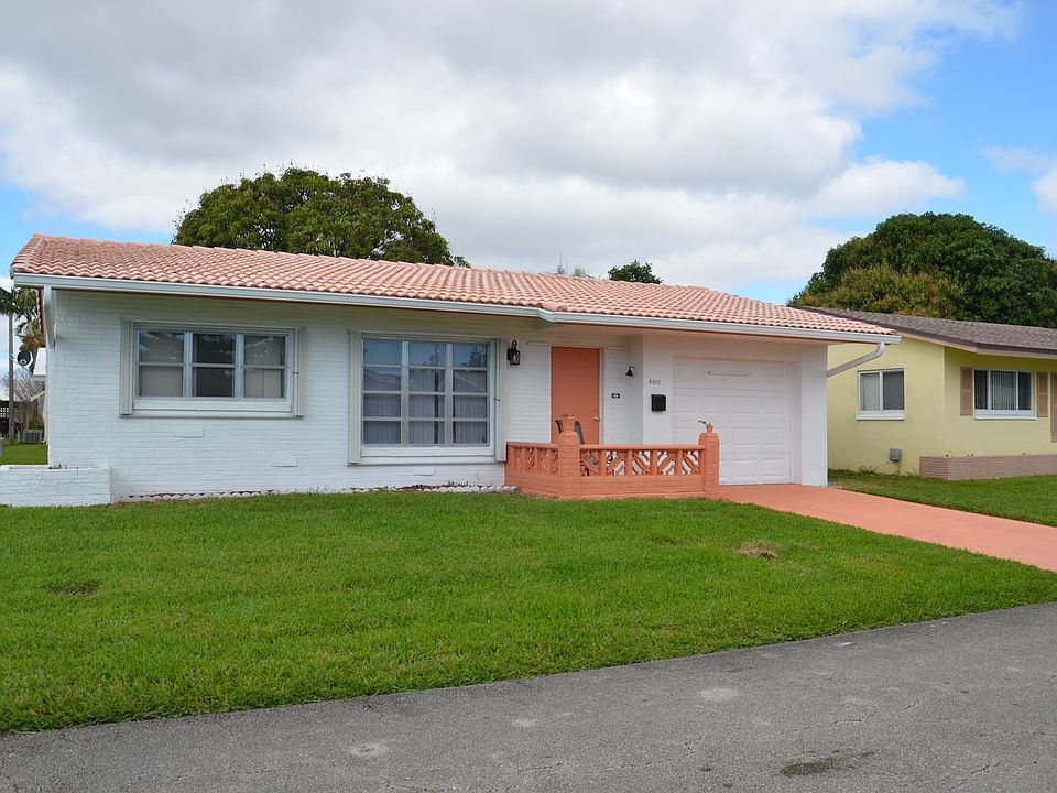 1st image of 4809 NW 45th Ave