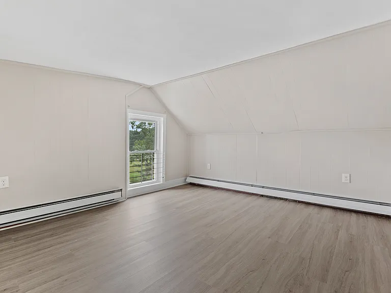 65 Hale St #2 — Photo 23