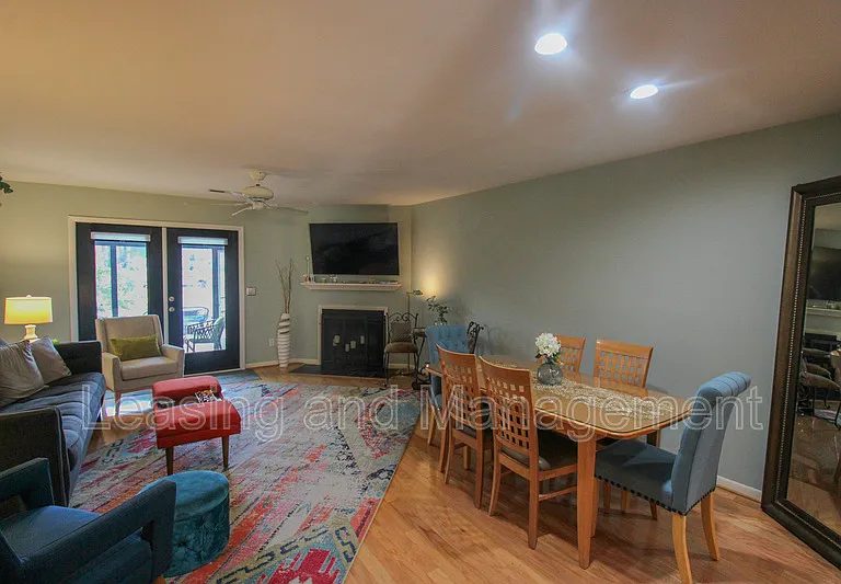 5 Townpark Ln #A — Photo 3