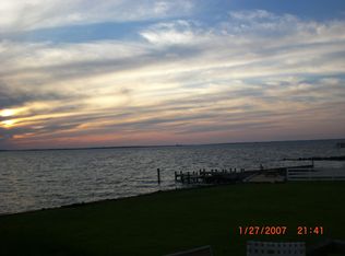 102 Beachside Dr, Stevensville, MD