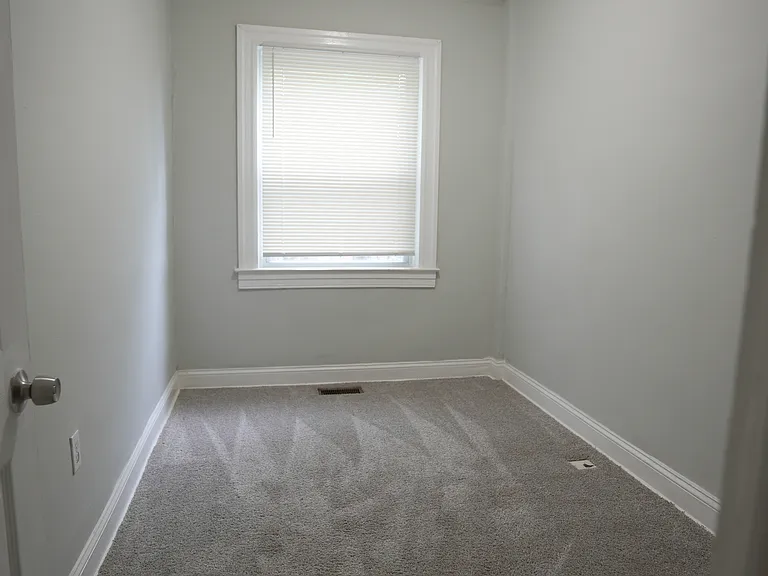 3903 Ridgewood Ave — Photo 8