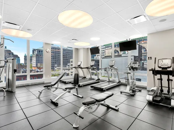 388 Bridge Street image 15 of 23