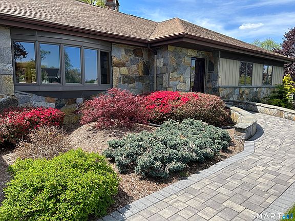3rd image of 58 Clover Lane
