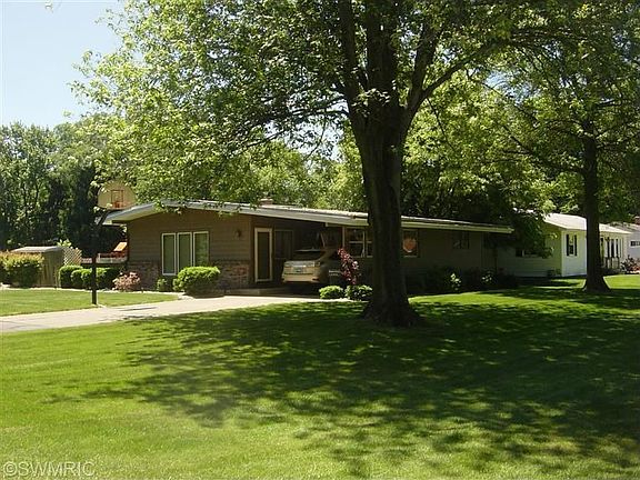 2nd image of 14134 Carol St