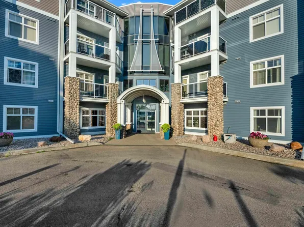 16035 132nd St NW #136, Edmonton, AB T6V 0B4
