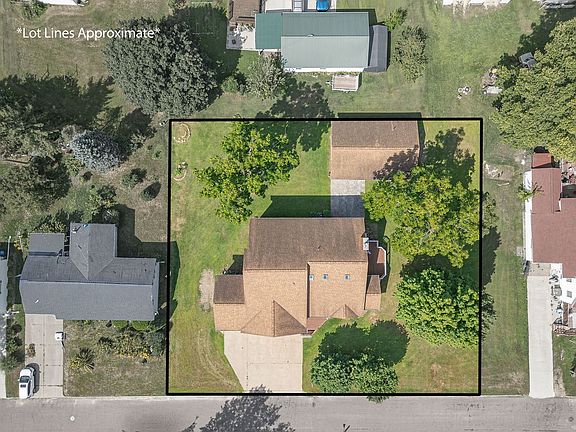 2nd image of 636 E Olson Street