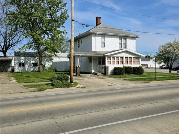 114 S Maple St, Effingham, IL 62401