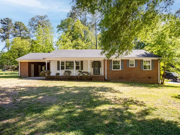 728 Marrow St, South Hill, VA 23970