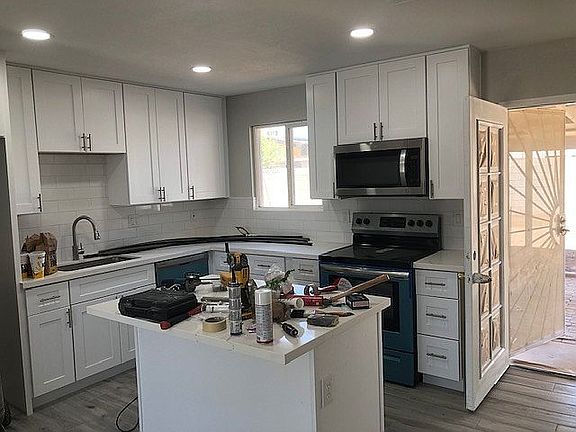 5th image of 534 E Papago Dr