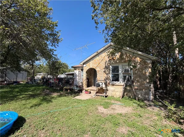 1110 Westview Dr, Gatesville, TX 76528