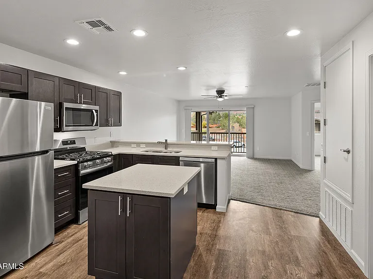 1426 Kestrel Cir #1426 — Photo 2