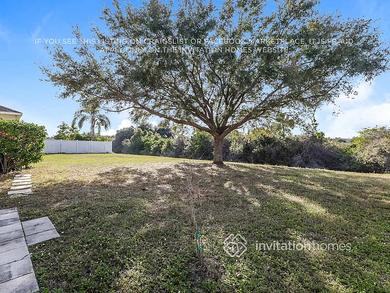 8716 Sandy Plains Dr — Photo 16