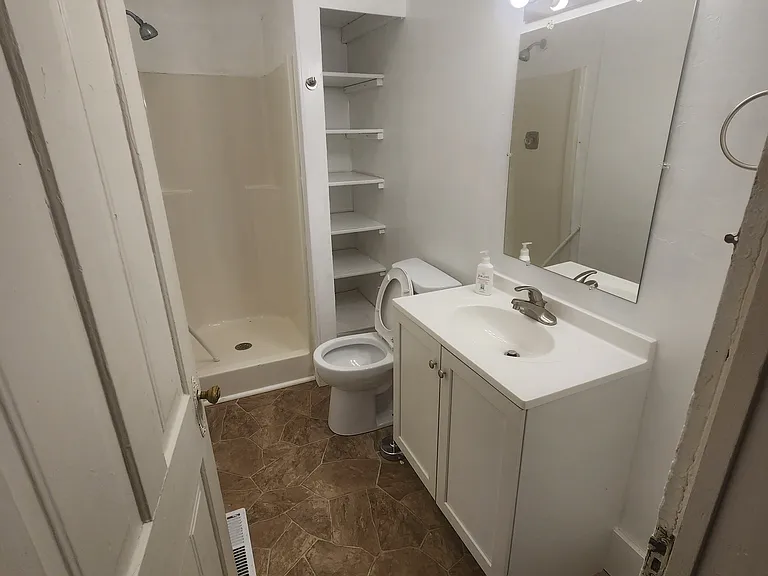 223 Broadway St — Photo 19