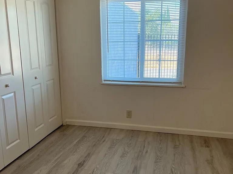 142 Alturas Ave #D — Photo 15