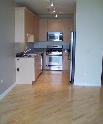 3rd image of 330 W Grand Ave APT 2105