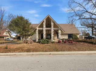 105 Mockingbird Ln, Skiatook, OK 74070