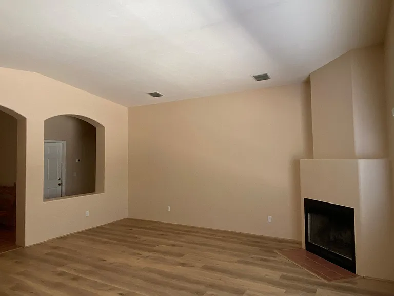 3041 E Loretta Dr — Photo 30