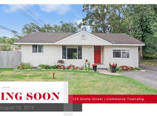 123 Oriole Rd, Commerce Township, MI 48382