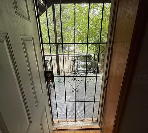 5th image of 1520 S Spaulding Ave APT 1R