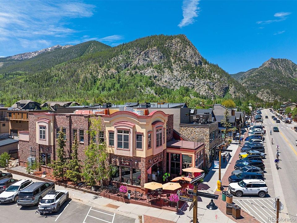 1st image of 320 E Main Street
