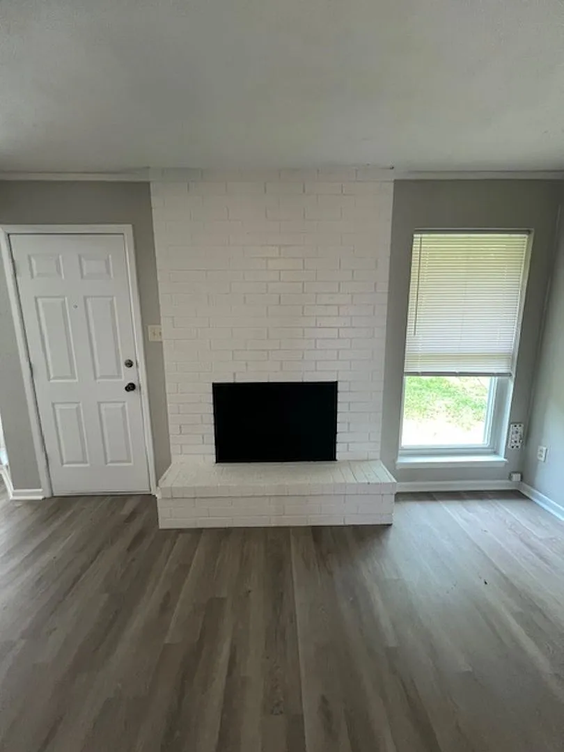 1017 Ruswood Drive — Photo 2