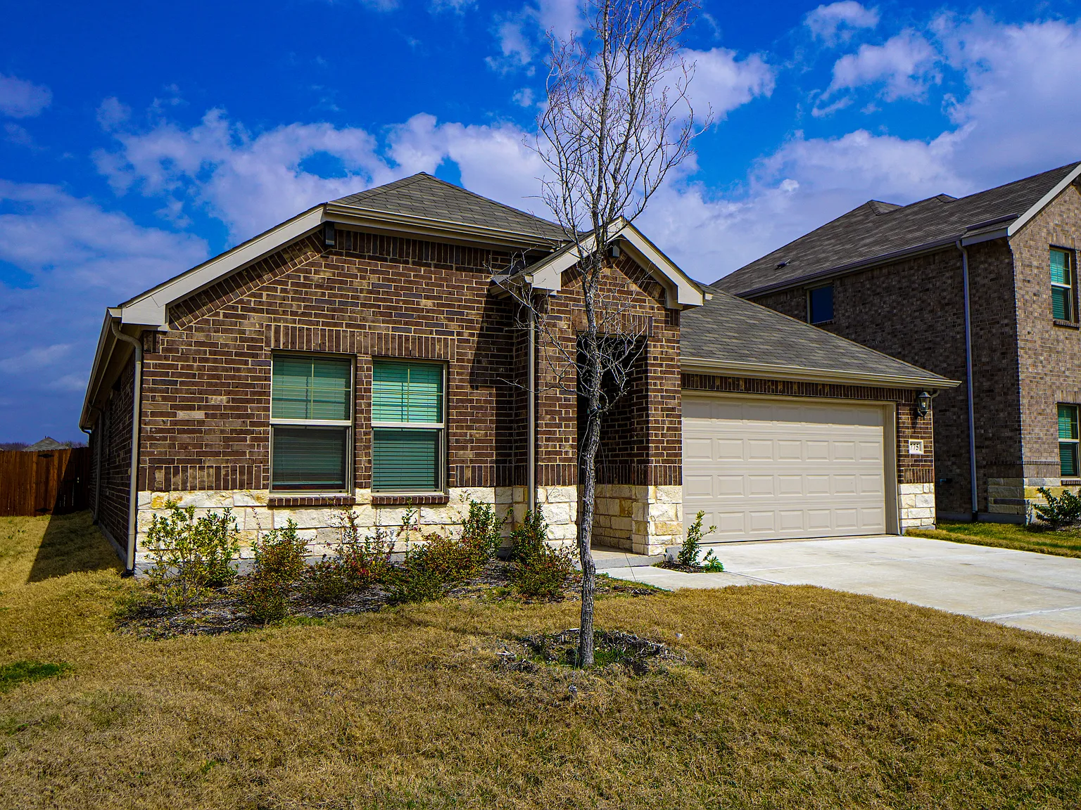 3 bed, 2059 sqft, $2,800 — Photo 1