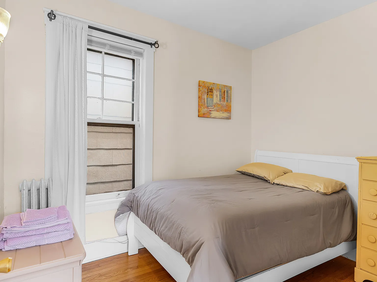 3 bed, 950 sqft, $2,495 — Photo 3