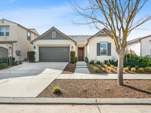 4530 Hillside Rd, Madera, CA 93636