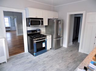 67 Burr St, West Hartford, CT 06107