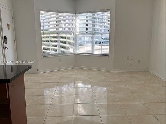 5th image of 1457 Meridian Ave APT 103