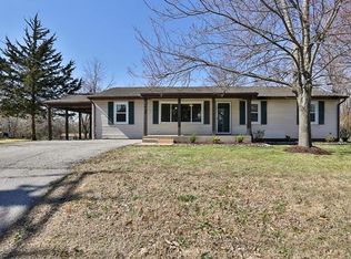 1425 Caulks Hill Rd, Saint Charles, MO 63304