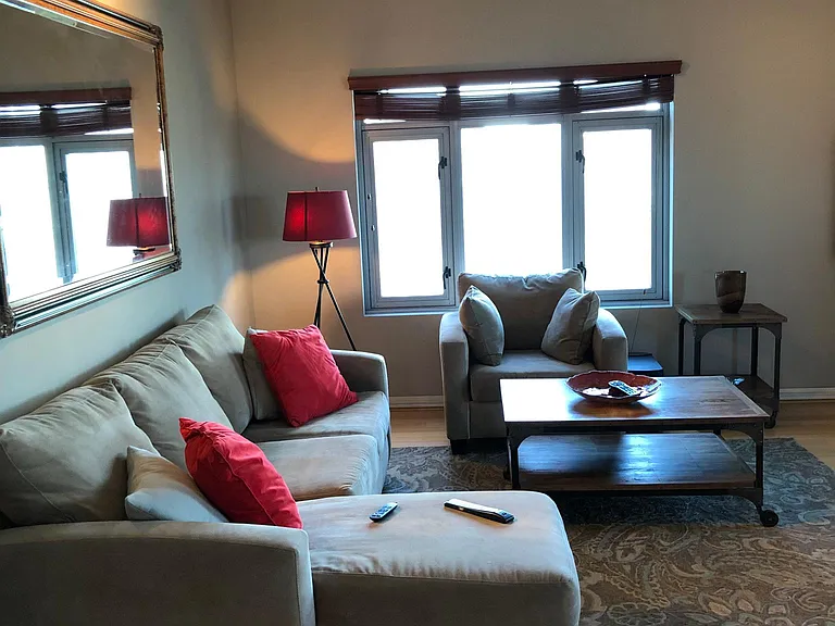 175 W Saint James St #1203 — Photo 10